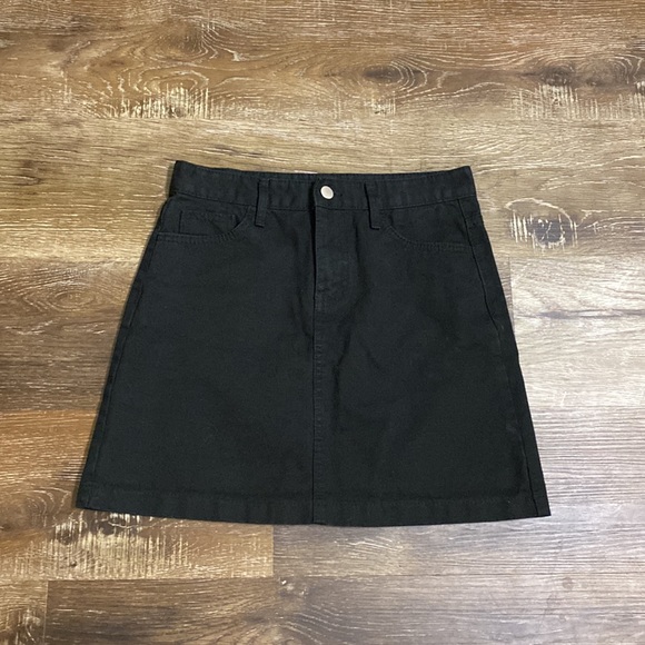 GREAT Black Jean Skirt - Picture 2 of 6